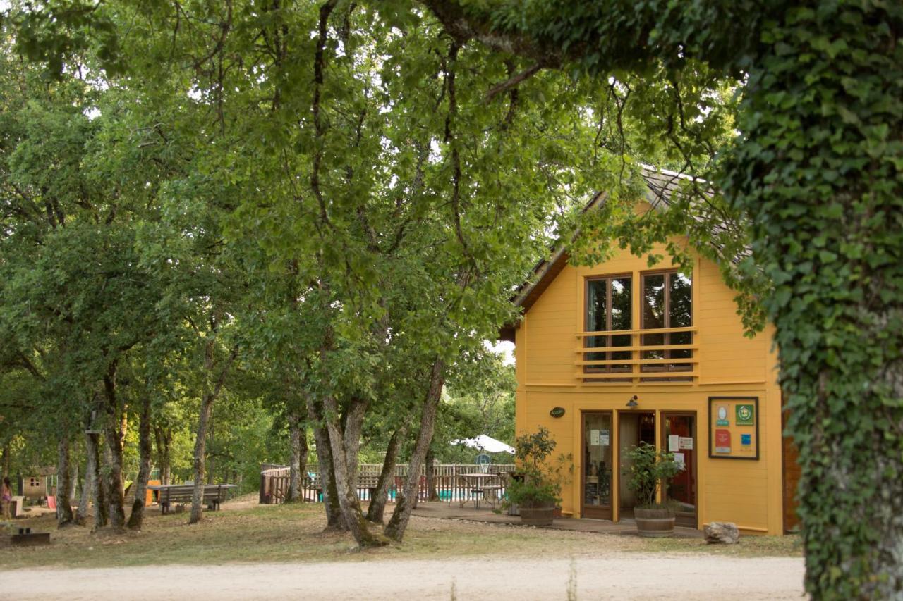 Le Bois De Faral Le Bastit Exterior foto